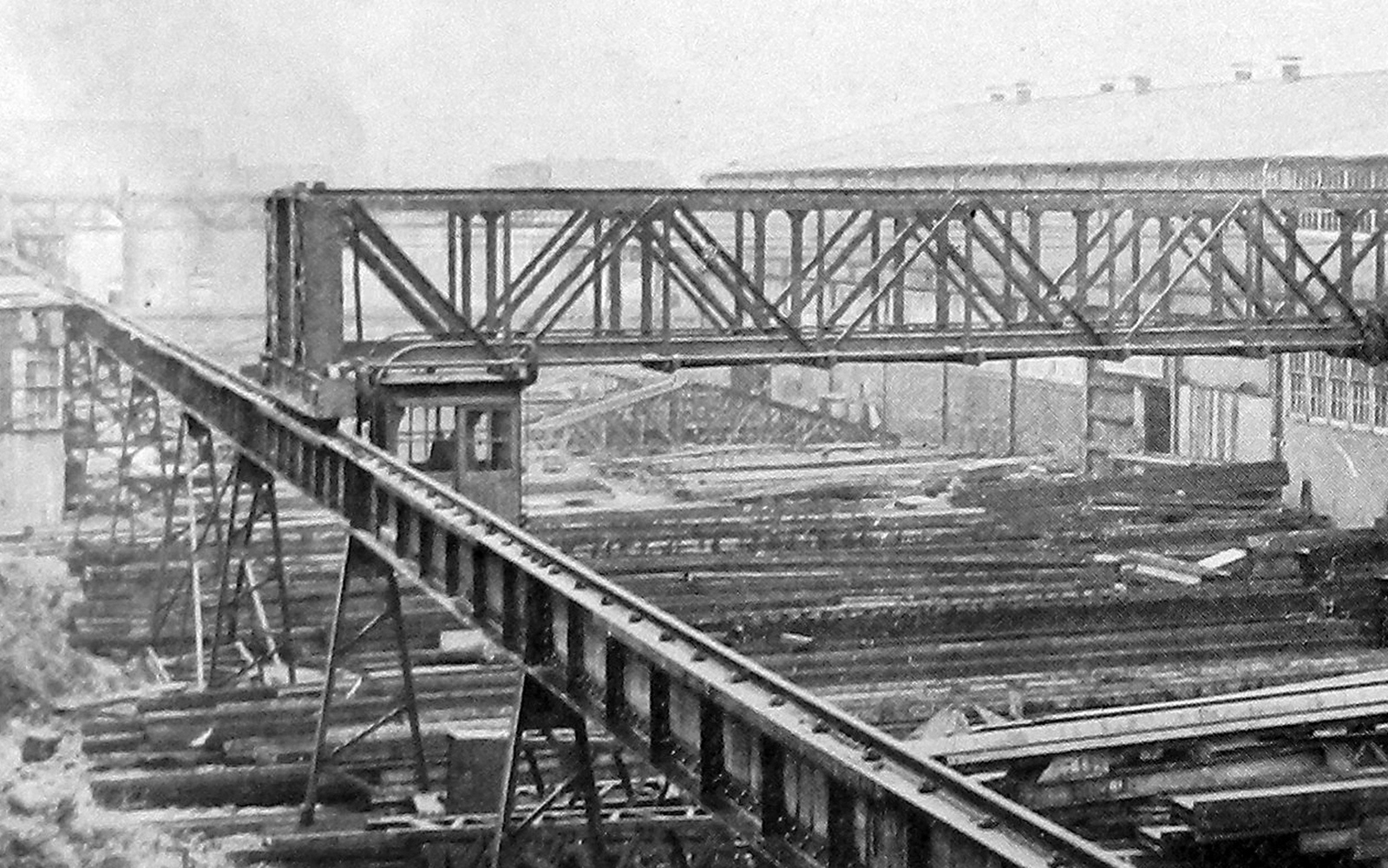 Bridge Works Travelling Crane