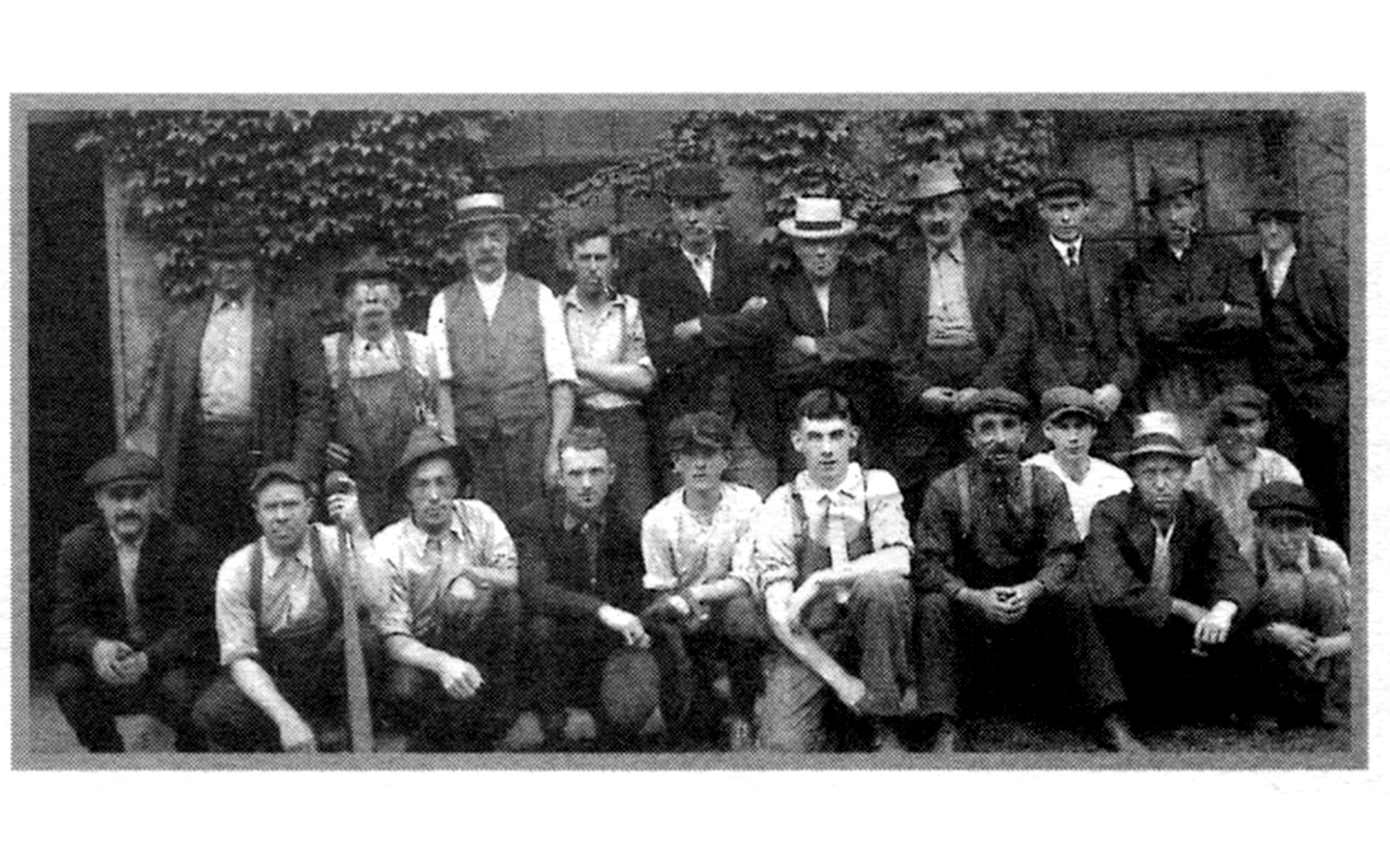 Malcolm Souter group photo of workers